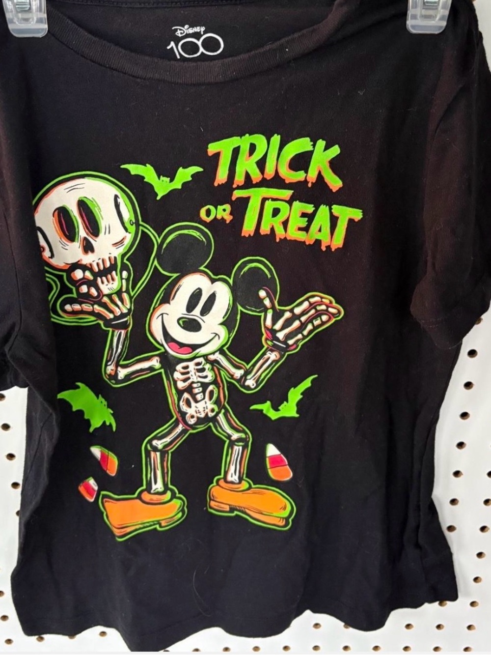 Disney Black Halloween Mickey 'Trick or Treat' Glow in the dark Size 8 unisex